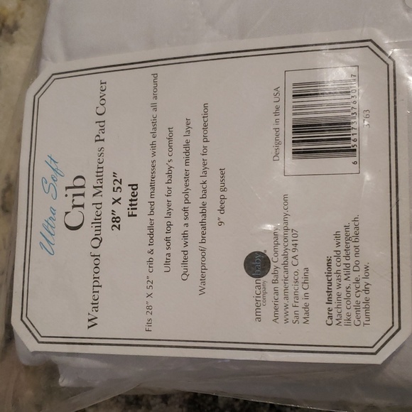 NWT Waterproof Quilted Crib Mattress Pad Cover - Picture 3 of 3